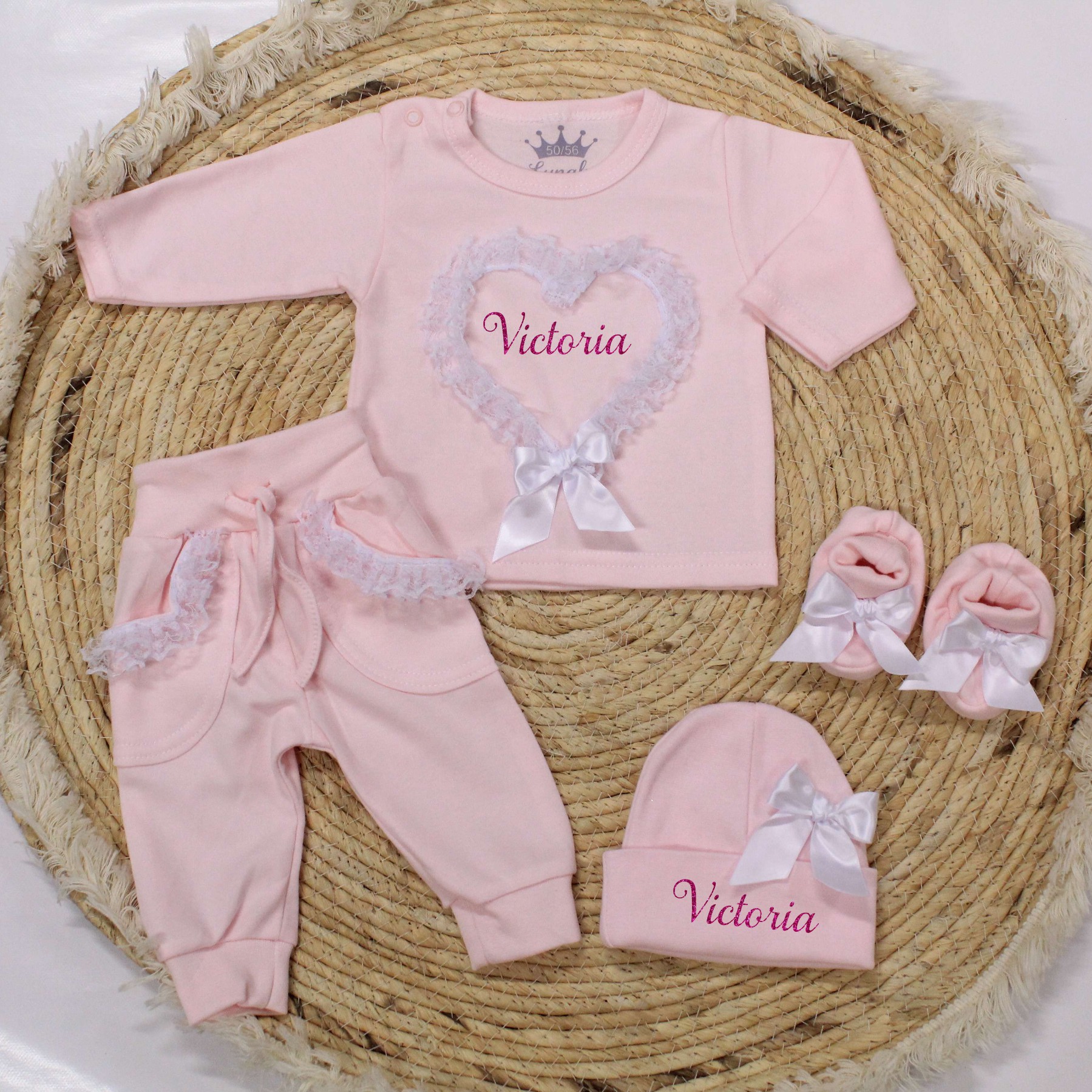 Geboorte pakje kanten hart