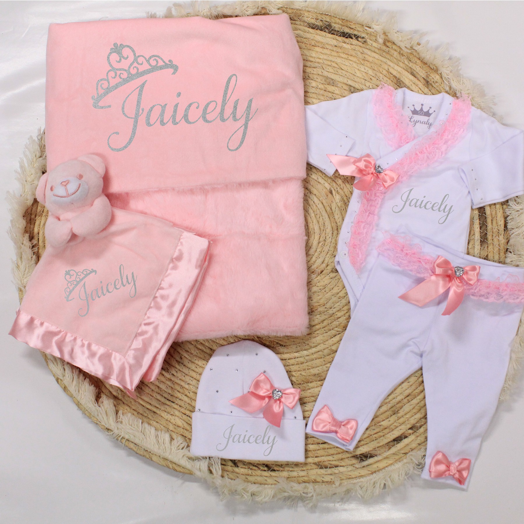 Deluxe Geboortepakje - Dekentje - Knuffeldoekje met naam